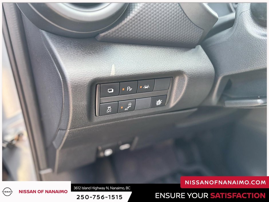 2024 Nissan Kicks S-29