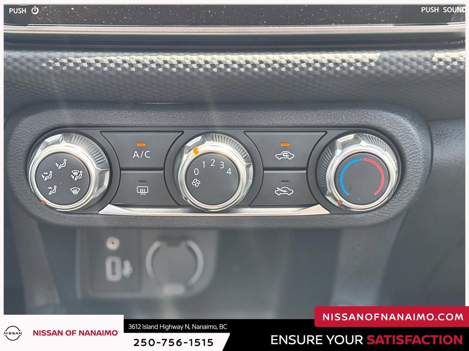 2024 Nissan Kicks S-17