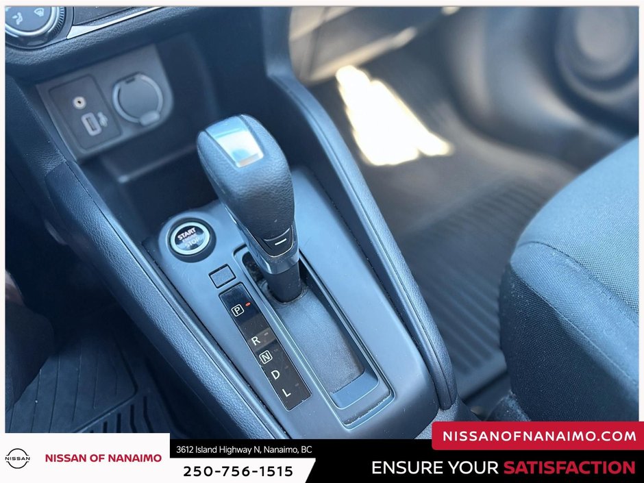 2024 Nissan Kicks S-21