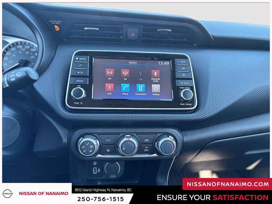 2024 Nissan Kicks S-19