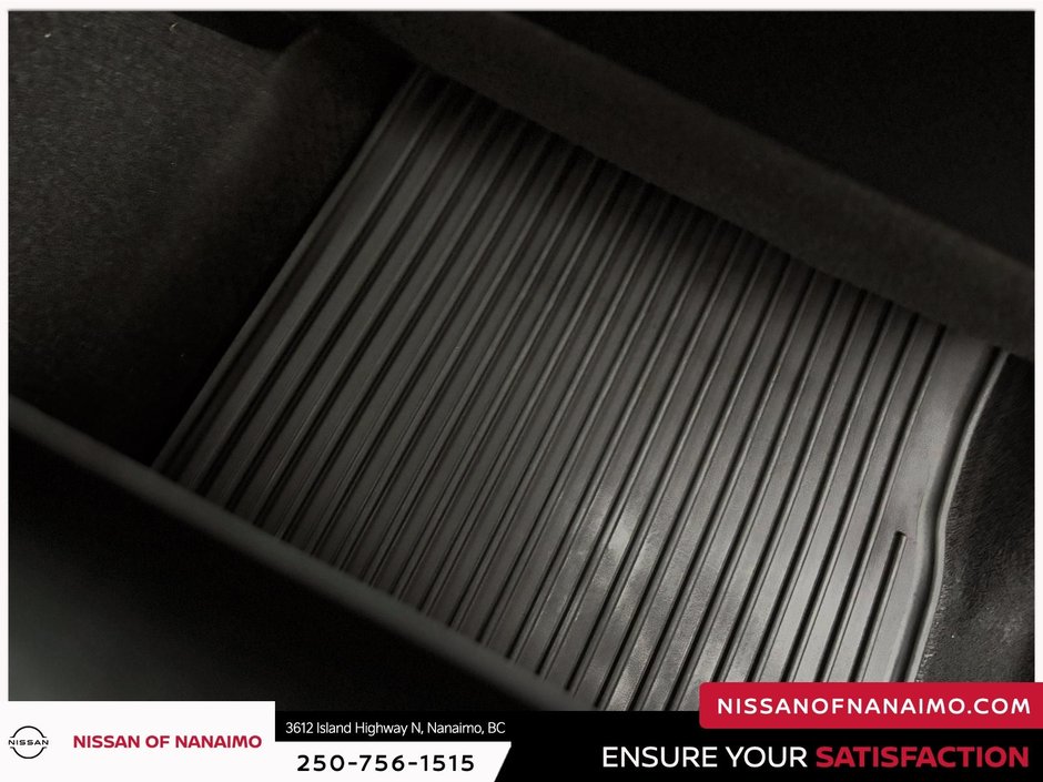 2024 Nissan Kicks SR-13