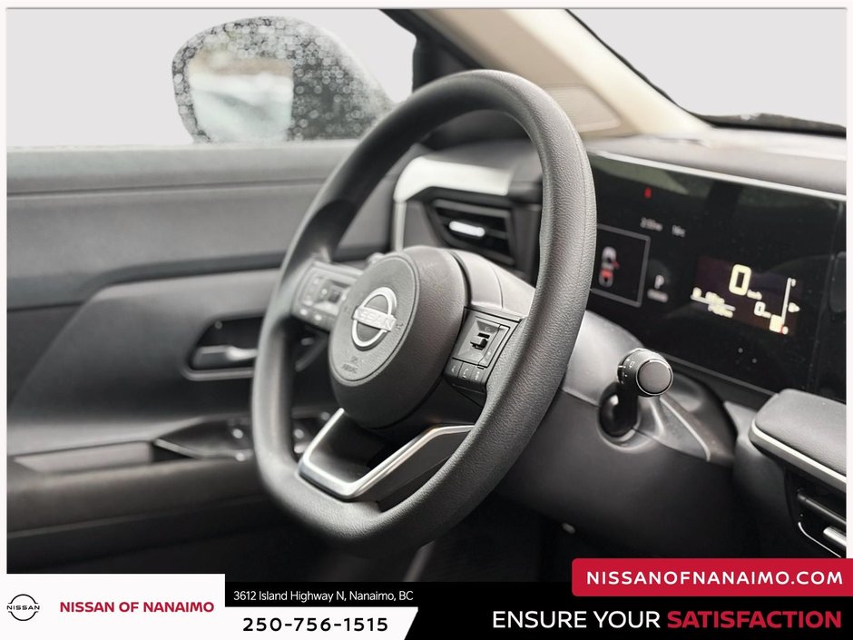 2025 Nissan Kicks S-24