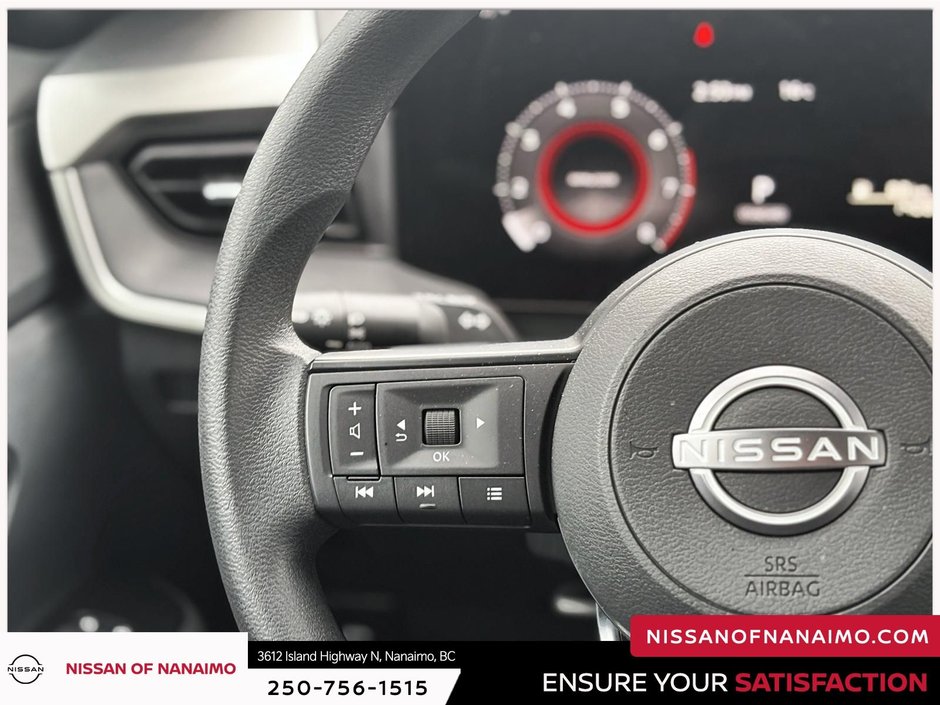2025 Nissan Kicks S-19