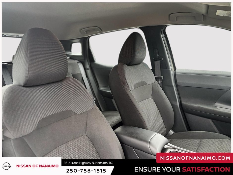 2025 Nissan Kicks S-22