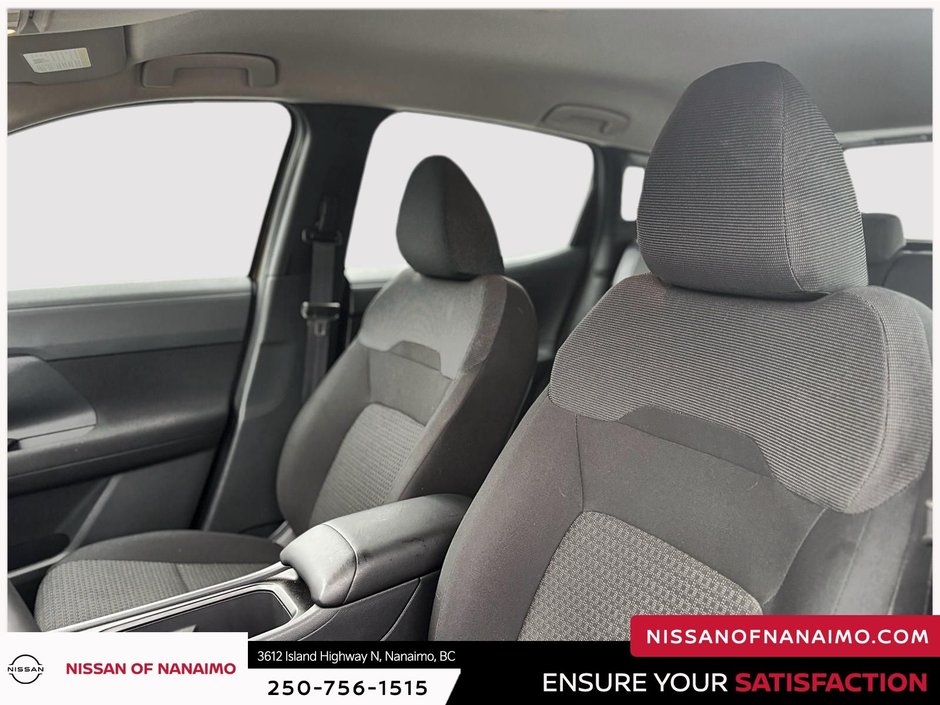 2025 Nissan Kicks S-26