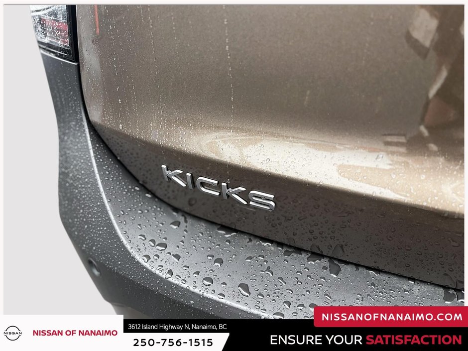2025 Nissan Kicks S-8