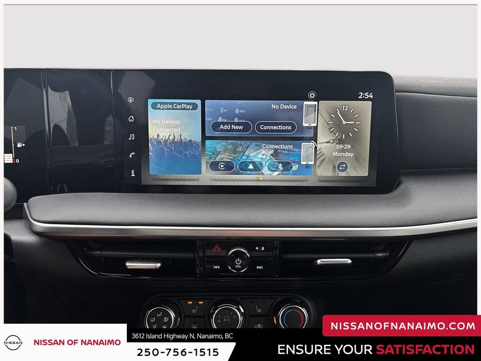 2025 Nissan Kicks S-29