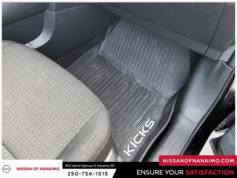 2025 Nissan Kicks S-28