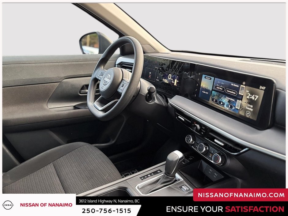 2025 Nissan Kicks S-9