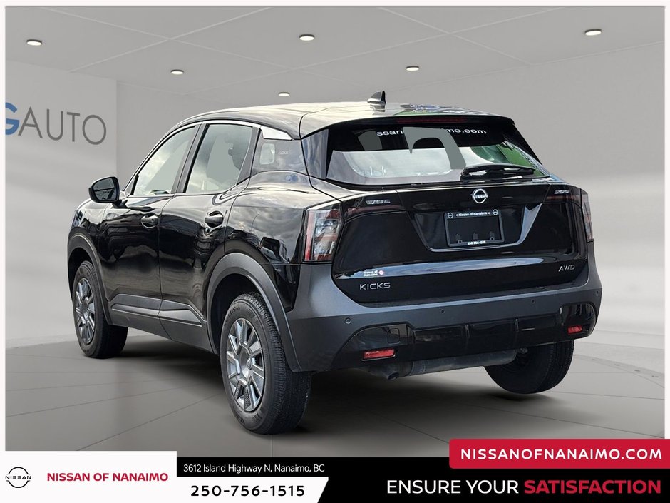 2025 Nissan Kicks S-6