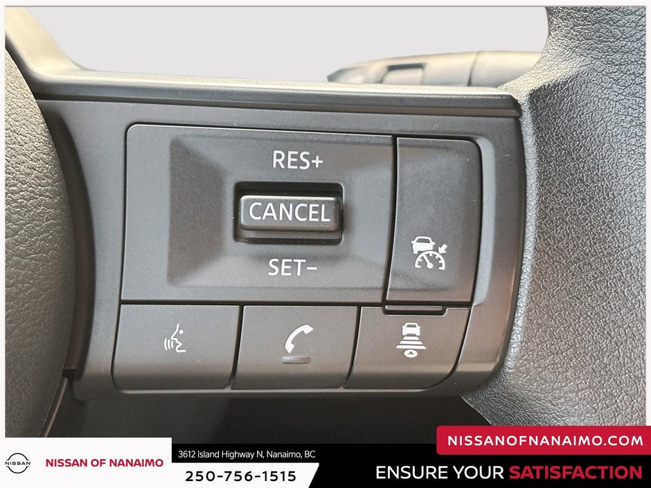 2025 Nissan Kicks S-12