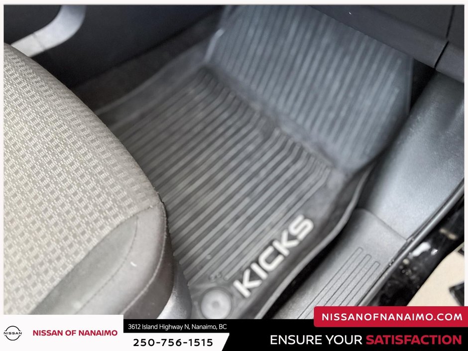 2025 Nissan Kicks S-25