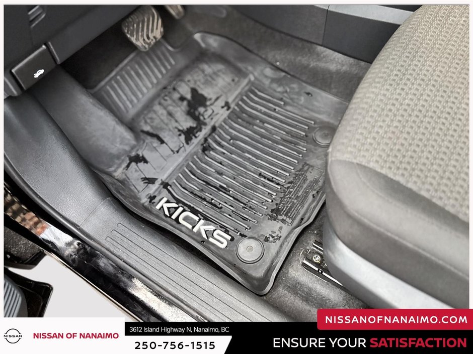 2025 Nissan Kicks S-33