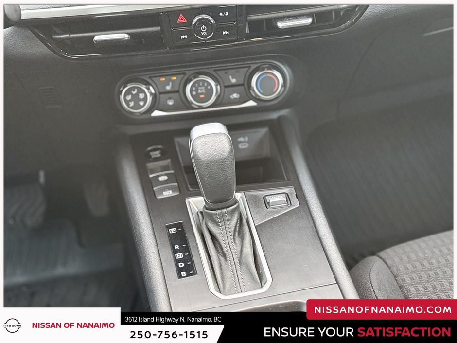 2025 Nissan Kicks S-24