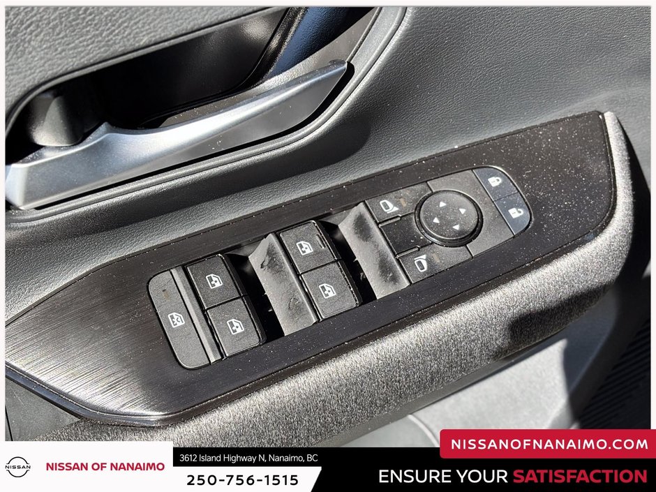 2025 Nissan Kicks SV-24