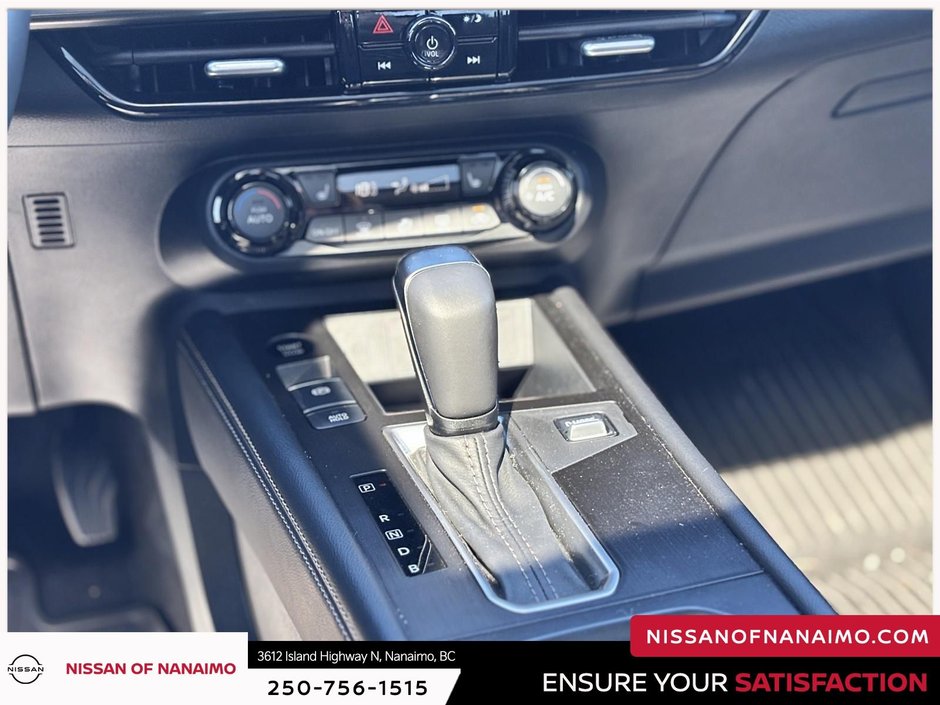2025 Nissan Kicks SV-17