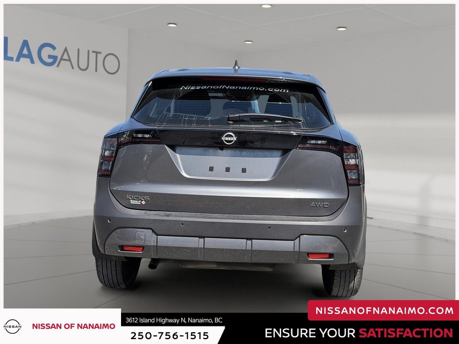 2025 Nissan Kicks S-6