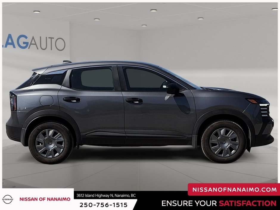 2025 Nissan Kicks S-4