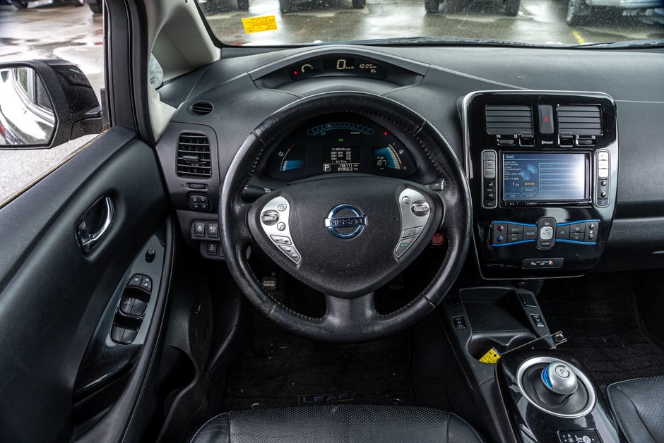 2015 Nissan Leaf SL-11