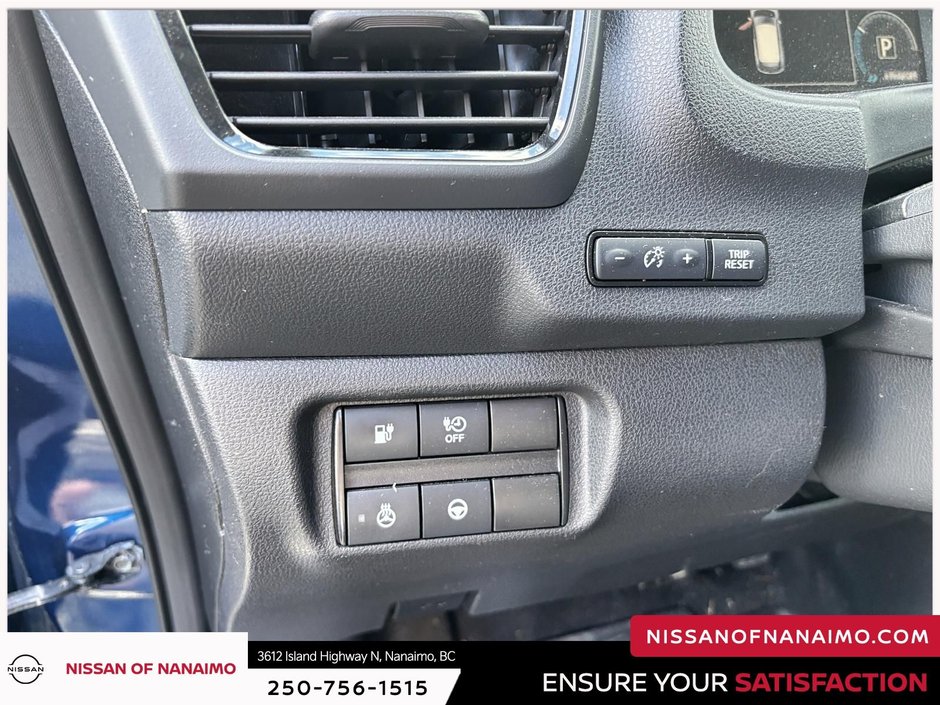 2023 Nissan Leaf SL Plus-23