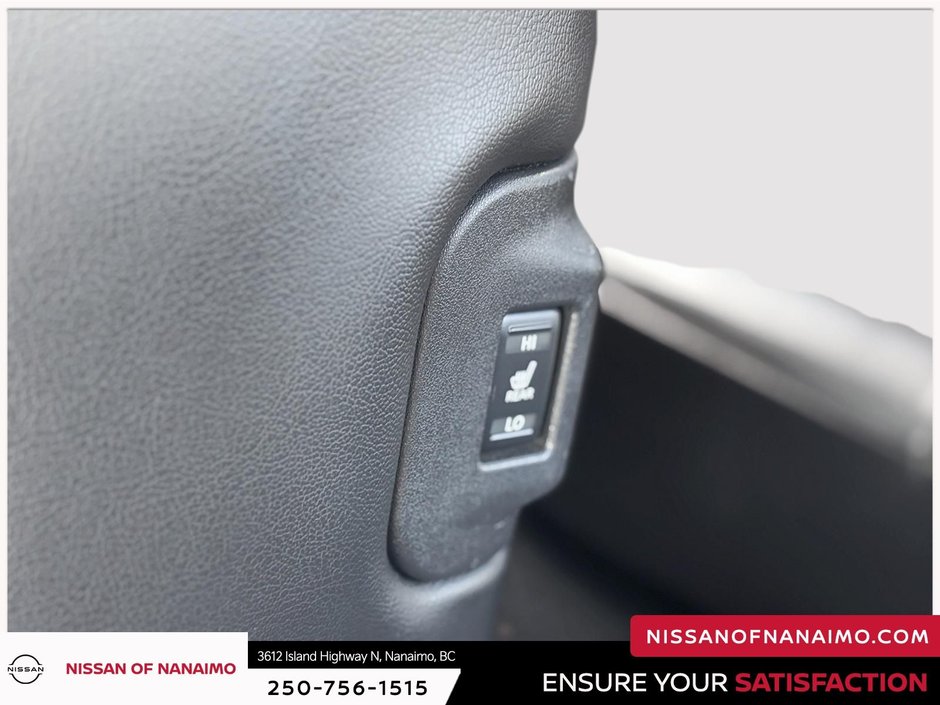 2023 Nissan Leaf SL Plus-31