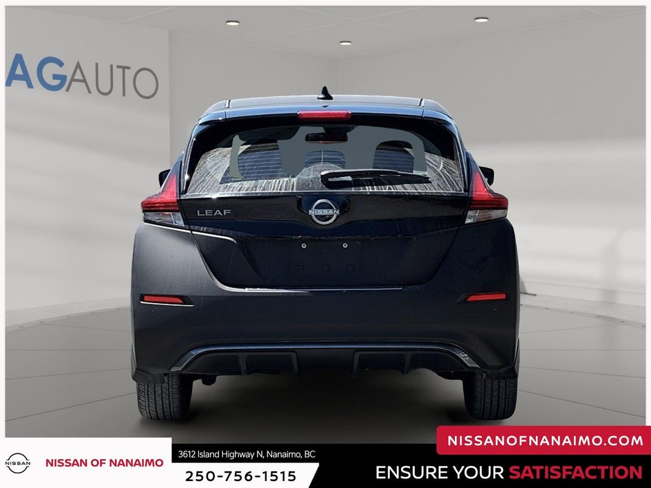 2023 Nissan Leaf SV Plus-5
