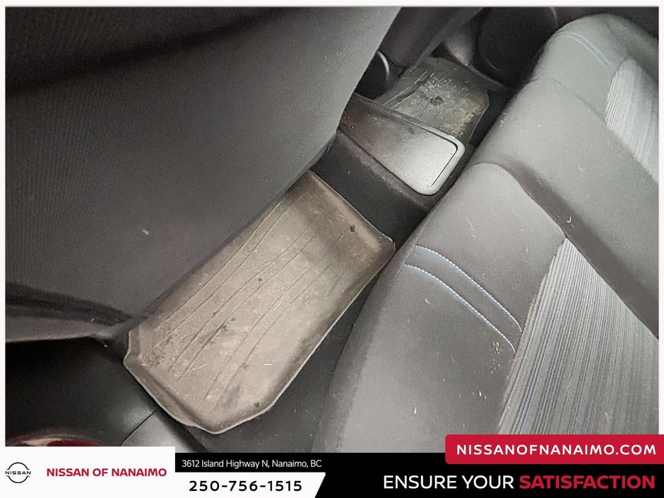 2024 Nissan Leaf SV Plus-11