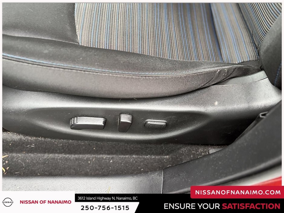 2024 Nissan Leaf SV Plus-27