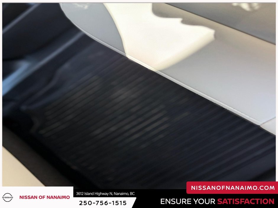2025 Nissan Murano SL-32