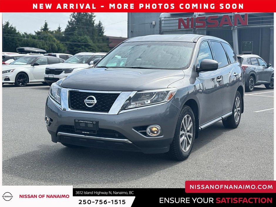 2016 Nissan Pathfinder S-0