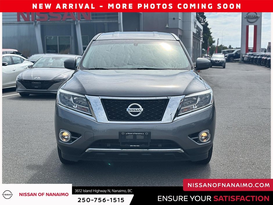 2016 Nissan Pathfinder S-1