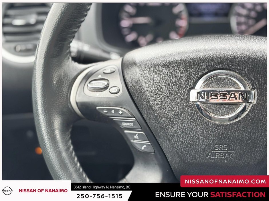2018 Nissan Pathfinder SV-18
