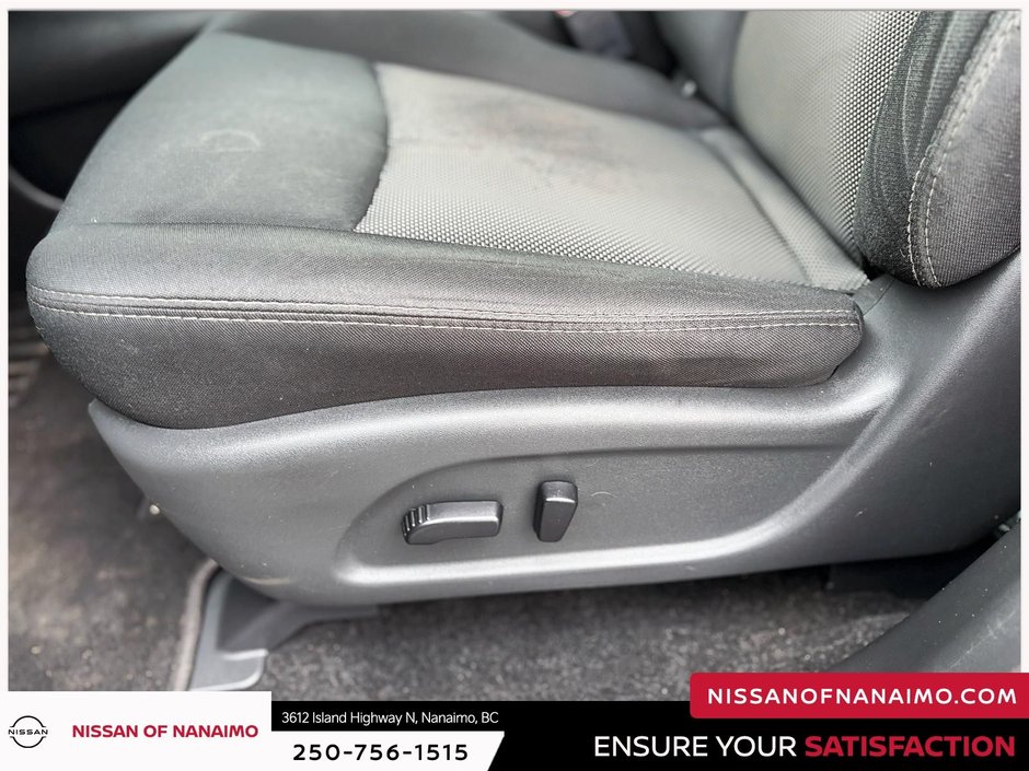 2018 Nissan Pathfinder SV-24