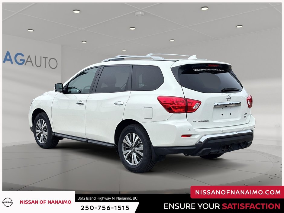 2020 Nissan Pathfinder SL-8