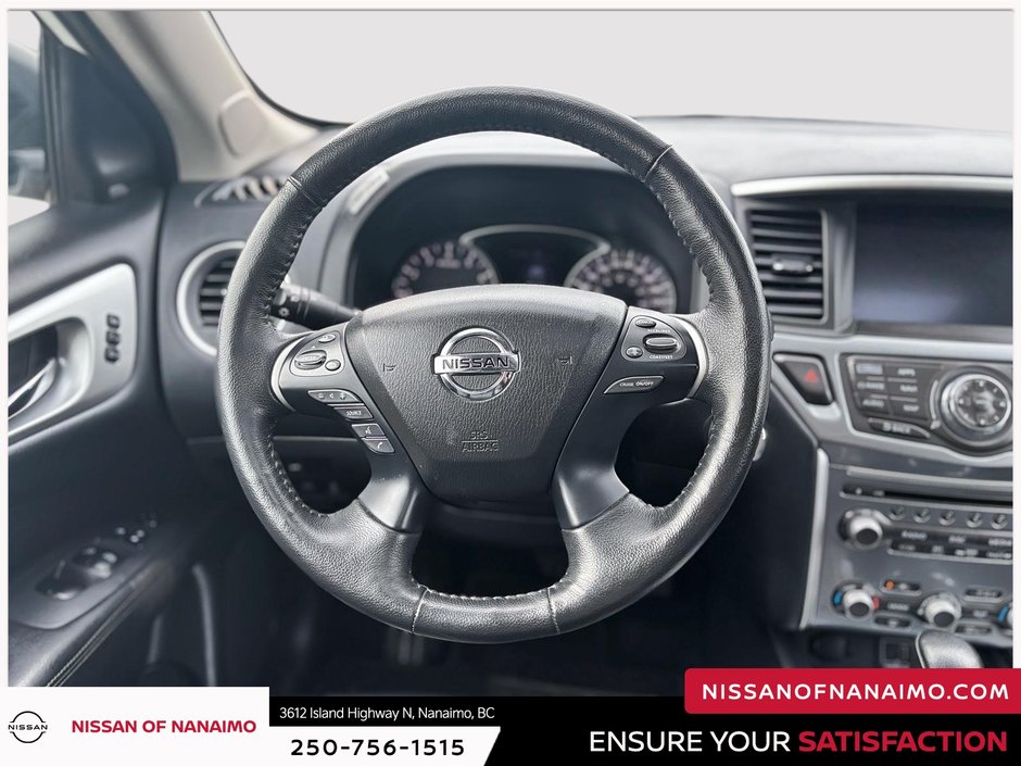 2020 Nissan Pathfinder SL-20