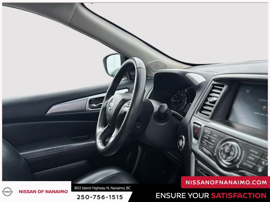 2020 Nissan Pathfinder SL-33