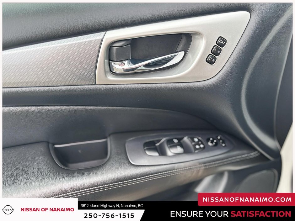2020 Nissan Pathfinder SL-37