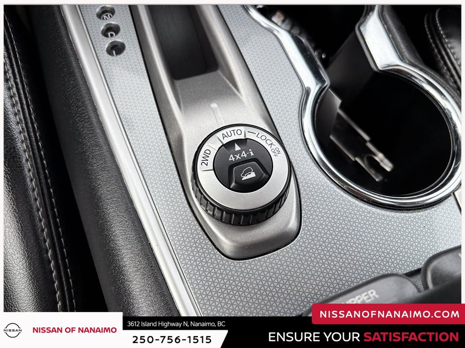2020 Nissan Pathfinder SL-22