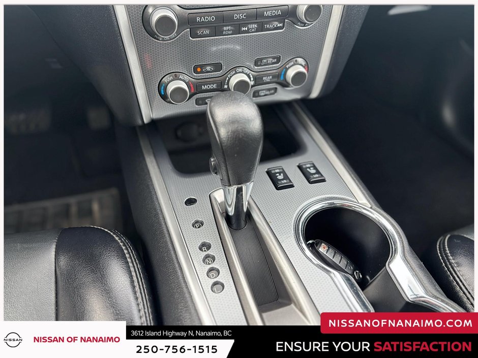 2020 Nissan Pathfinder SL-21