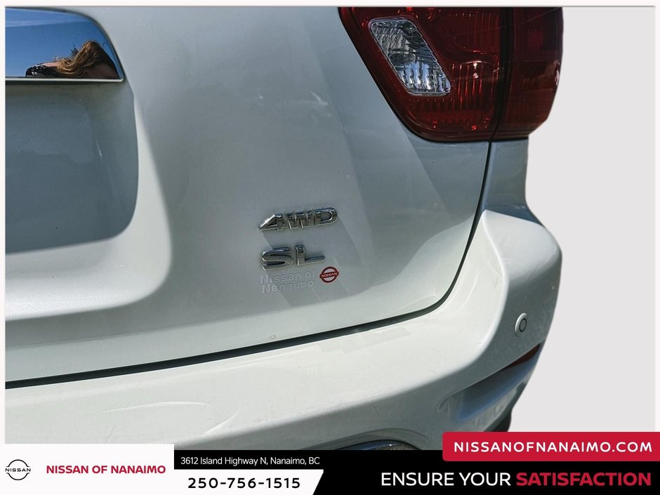 2020 Nissan Pathfinder SL-30