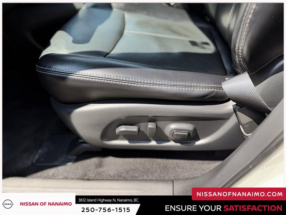 2020 Nissan Pathfinder SL-20