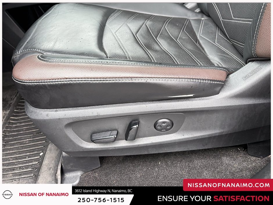 2023 Nissan Pathfinder Platinum-36