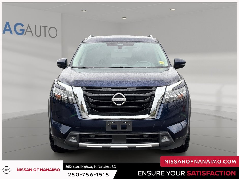2023 Nissan Pathfinder Platinum-1