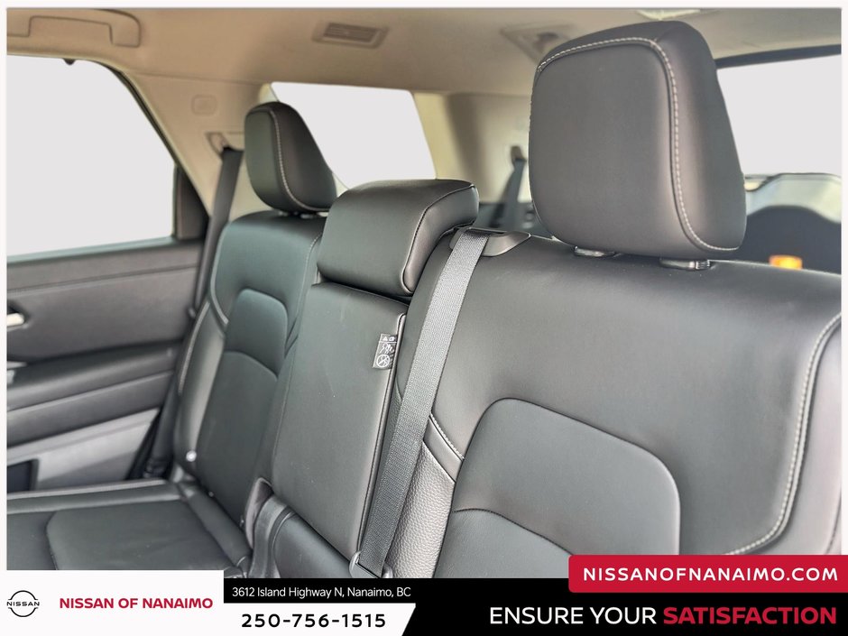 2023 Nissan Pathfinder SL-13