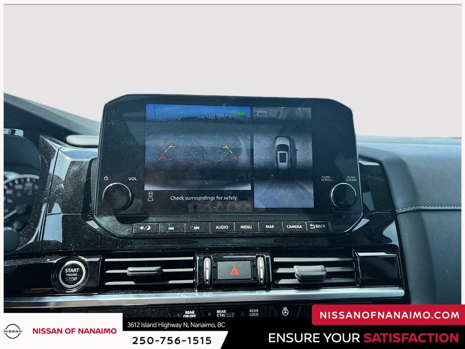 2023 Nissan Pathfinder SL-39