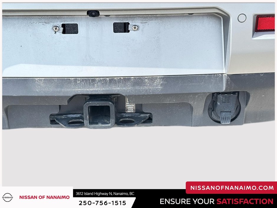 2023 Nissan Pathfinder SL-7