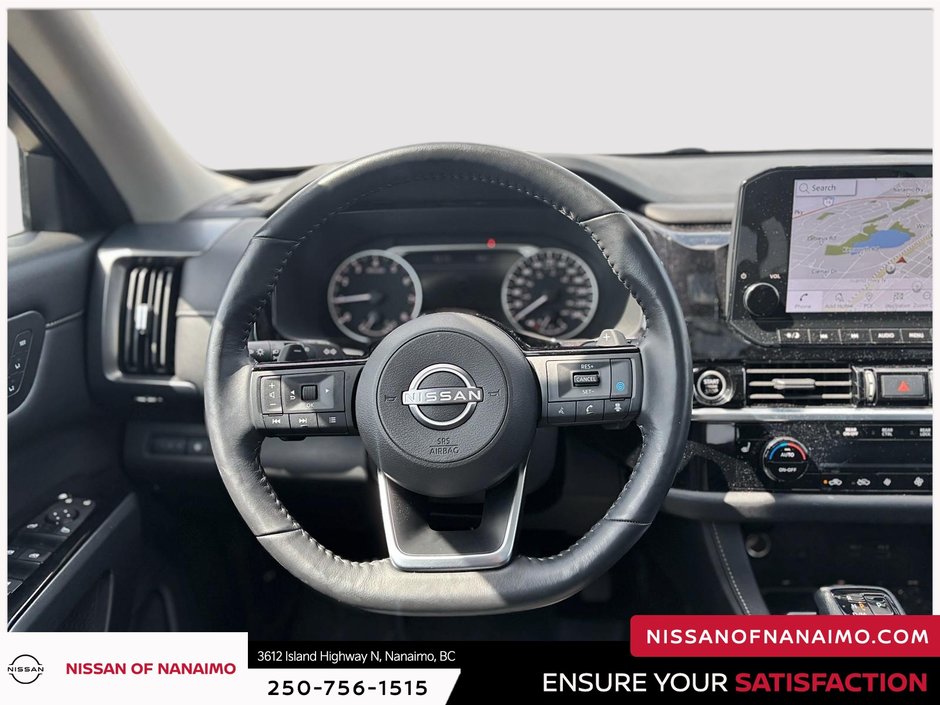 2023 Nissan Pathfinder SL-19