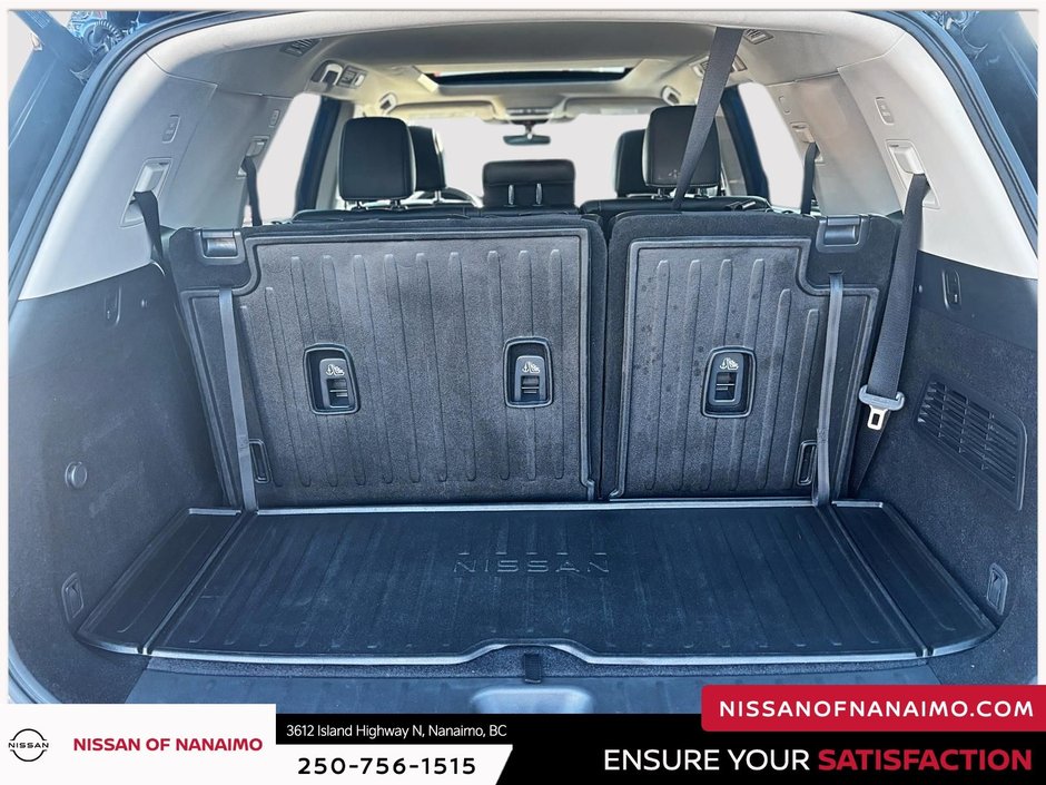2023 Nissan Pathfinder SL-9