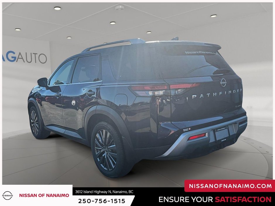 2023 Nissan Pathfinder SL-6