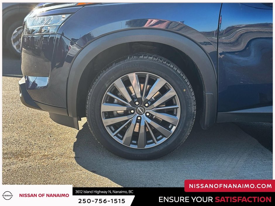 2023 Nissan Pathfinder SL-47